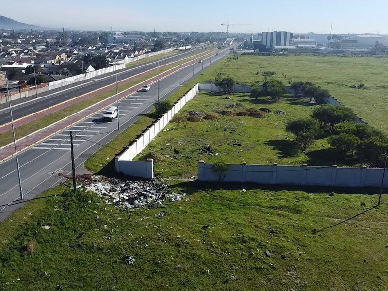 Prime Investment Opportunity – 2,980sqm Vacant Land on Strandfontein Road - Photo 3