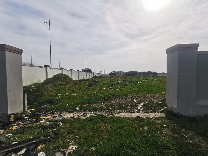 Prime Investment Opportunity – 2,980sqm Vacant Land on Strandfontein Road - Photo 4