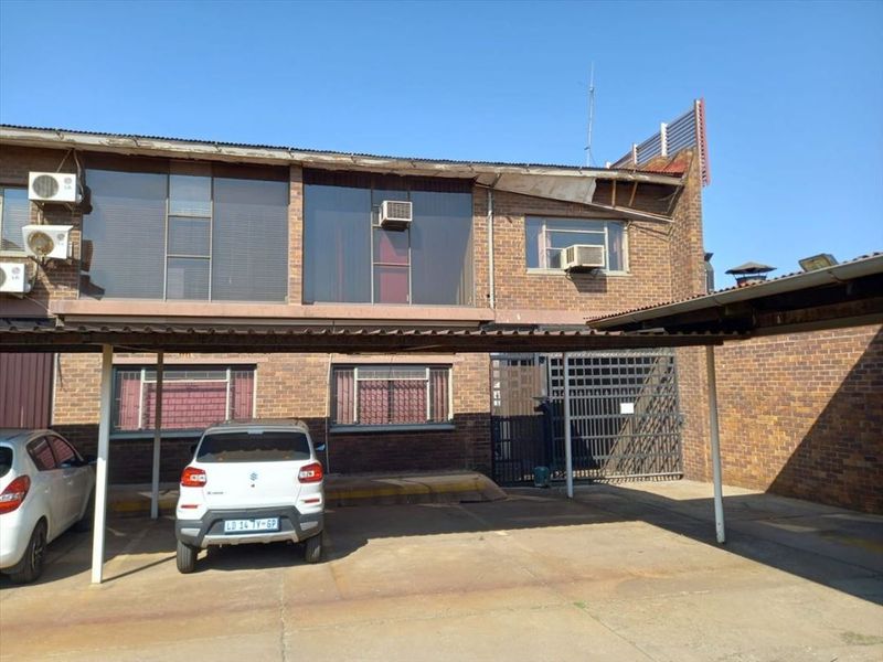 Prime 119sqm Ground Floor Commercial Space in Boksburg - Photo 8