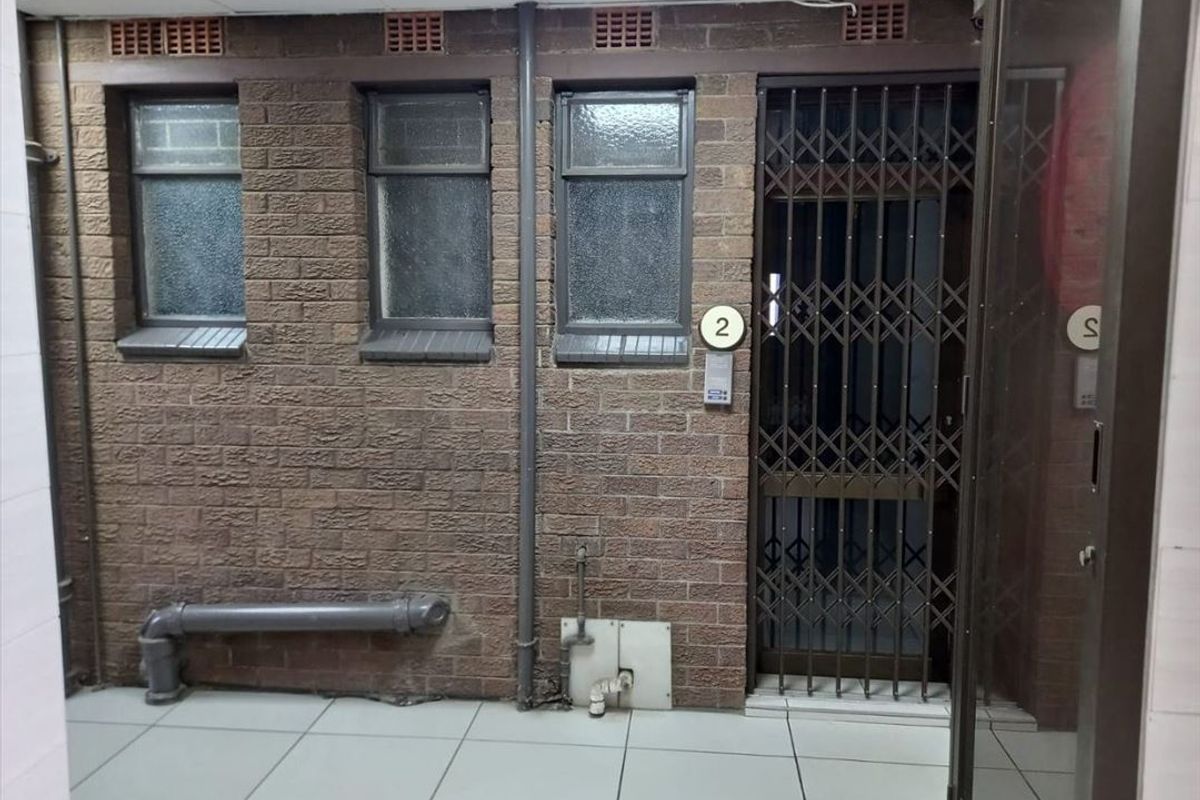 Prime 119sqm Ground Floor Commercial Space in Boksburg - Photo 5