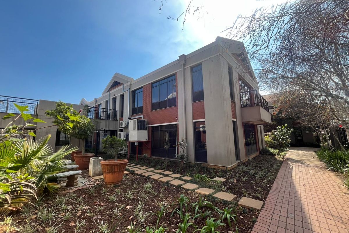 Grade A Office Space To Let in Rosebank – 419 sqm | Prime Location - Photo 2