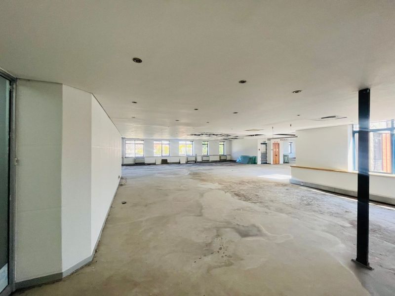 Grade A Office Space To Let in Rosebank – 419 sqm | Prime Location - Photo 7