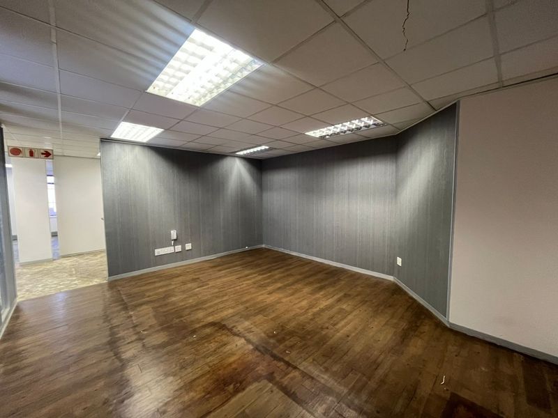 Grade A Office Space To Let in Rosebank – 209 sqm | Prime Location - Photo 6