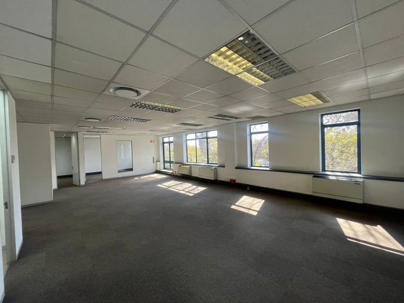Grade A Office Space To Let in Rosebank – 209 sqm | Prime Location - Photo 6