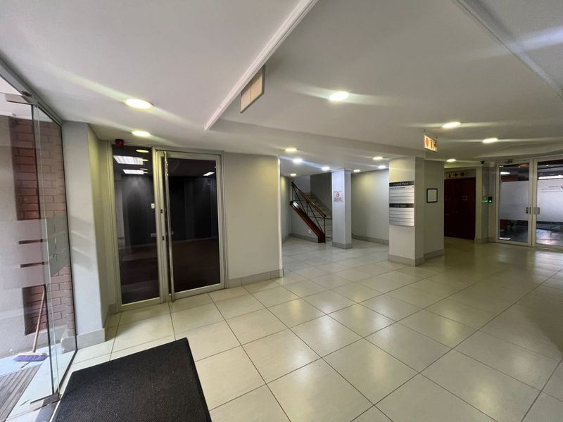 Grade A Office Space To Let in Rosebank – 173 sqm | Prime Location - Photo 10