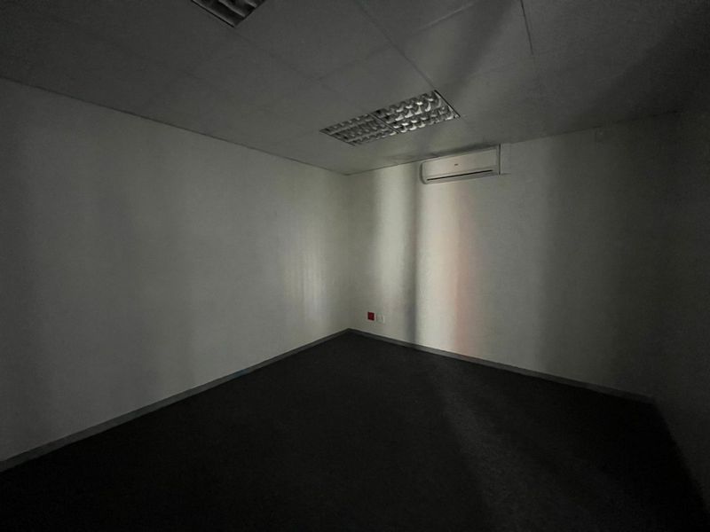 Grade A Office Space To Let in Rosebank – 173 sqm | Prime Location - Photo 9
