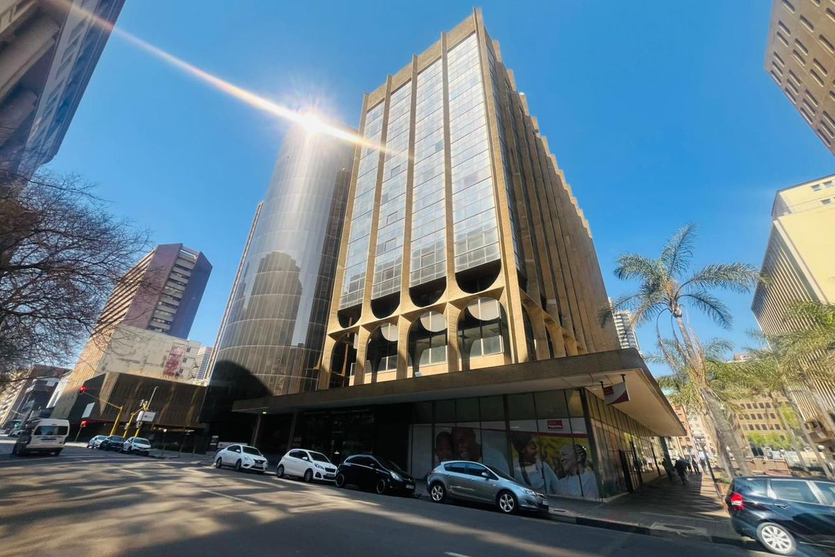 Prime 12519 Sqm GLA Commercial Building in JHB CBD - Photo 3