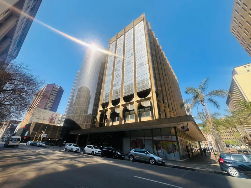 Prime 12519 Sqm GLA Commercial Building in JHB CBD - Photo 3
