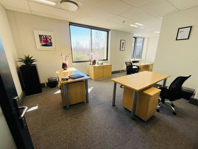 Prime Semi-Serviced Office Available In Fourways - Photo 4