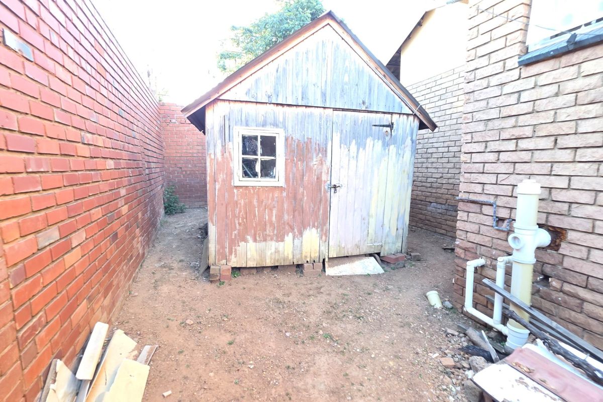 Modern Face Brick Home for Sale in Laudium - Photo 5