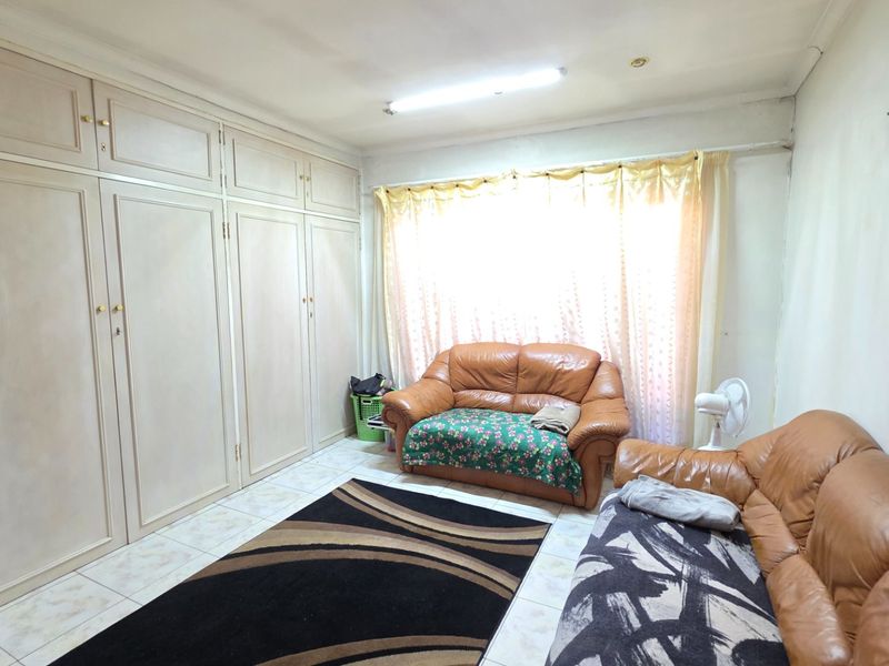 Modern Face Brick Home for Sale in Laudium - Photo 7