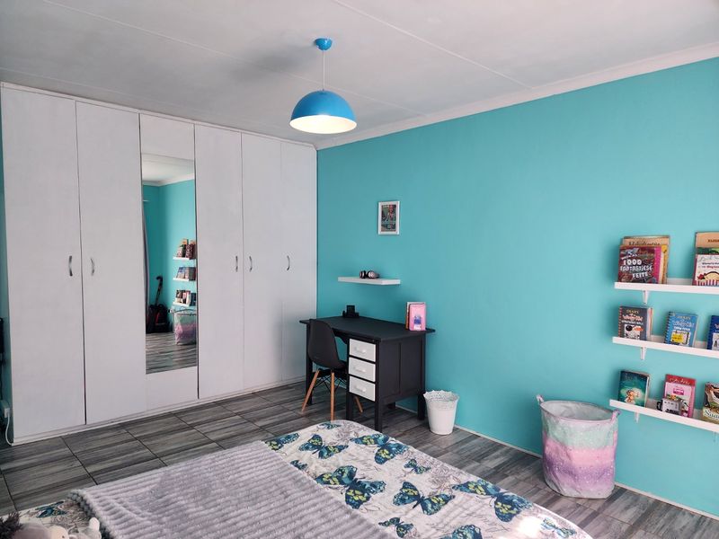 Modern 3 Bedroom Townhouse in Songloed - Photo 7