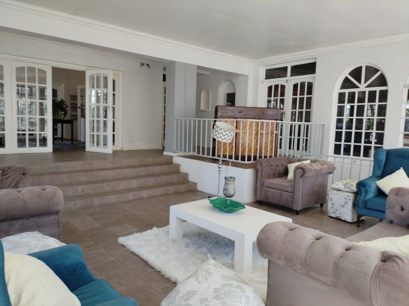 12 Bedroom House for Sale in Petersfield - Photo 9