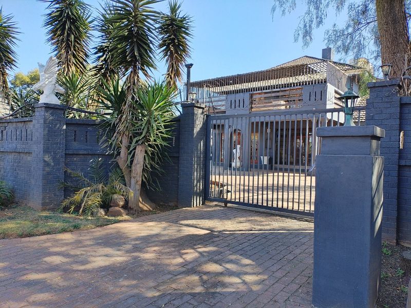 12 Bedroom House for Sale in Petersfield - Photo 6