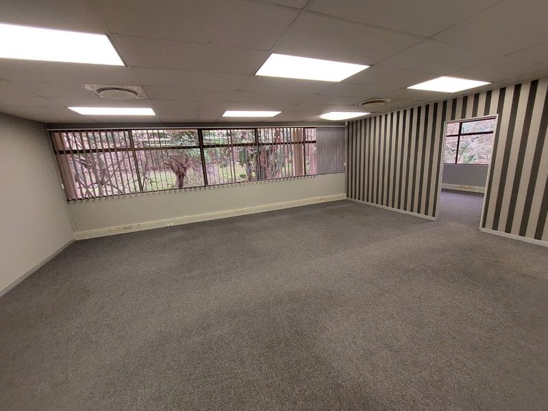 Commercial property for rent in Westville - Photo 10