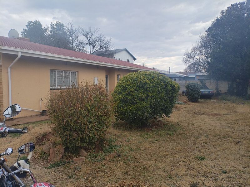 3 Bedroom House for Sale in Strubenvale  - Photo 2