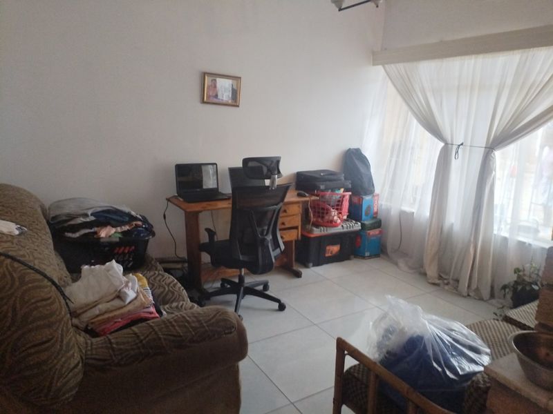 3 Bedroom House for Sale in Strubenvale  - Photo 8