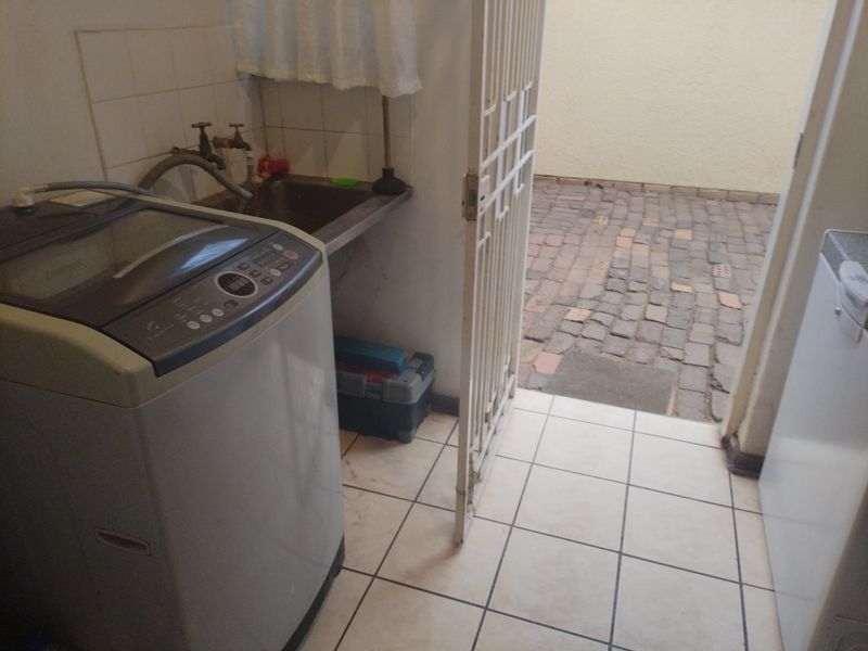 3 Bedroom House for Sale in Strubenvale  - Photo 3