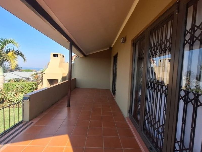 Stunning Sea Views in Secure Complex - Photo 3