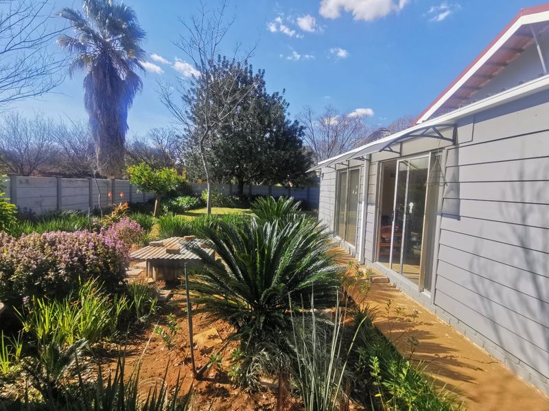 3 Bedroom House for sale in Stilfontein. - Photo 7