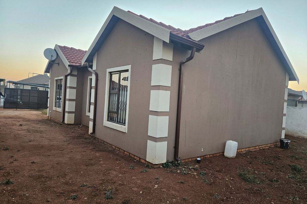 3 Bedroom house for sale  - Photo 2