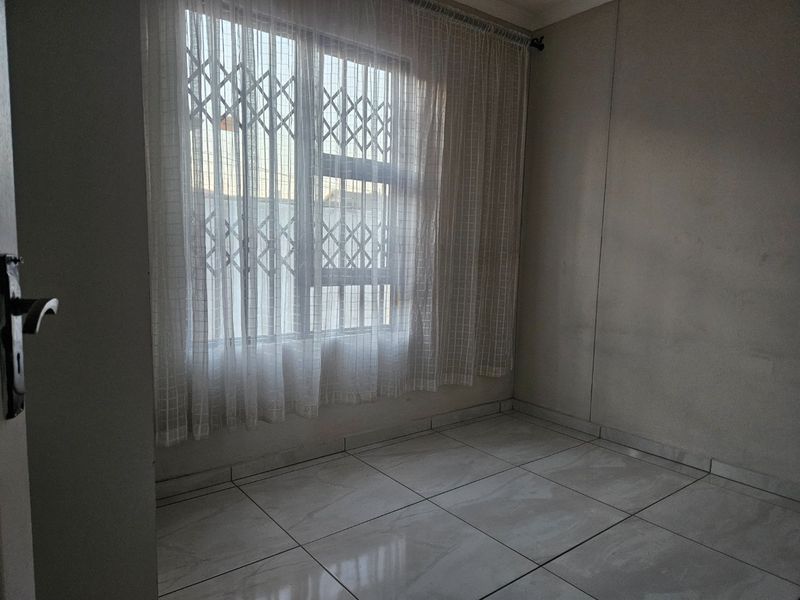 3 Bedroom house for sale  - Photo 7