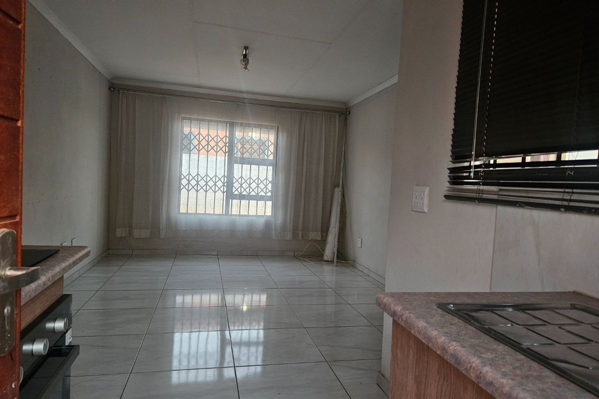 3 Bedroom house for sale  - Photo 4