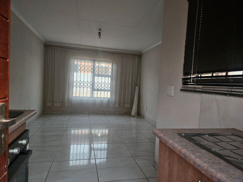 3 Bedroom house for sale  - Photo 4