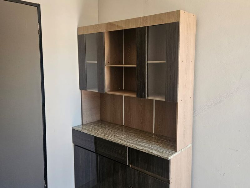 Newly renovated 2 Bedroom home  - Photo 5