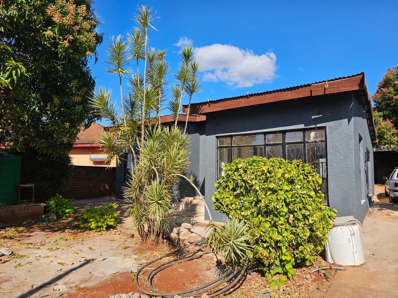 3 Bedroom house for Sale in Thohoyandou,Sibasa ,Makwarela - Photo 4