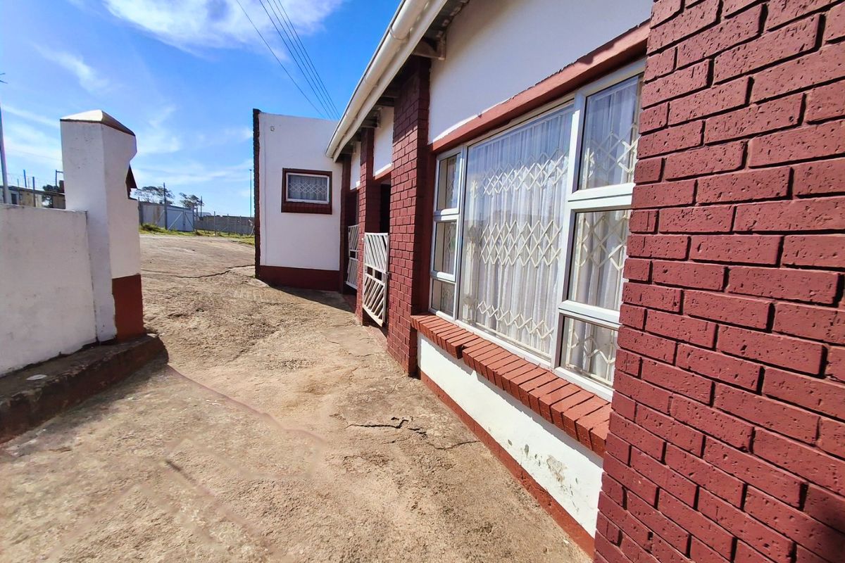 4 Bedroom house - Photo 3