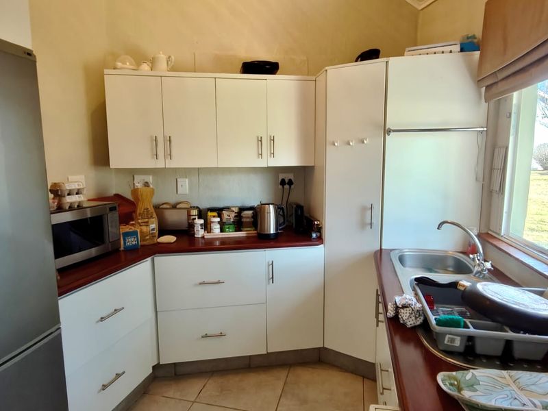 Luxury Waterfront Living at Waterhaven Estate - Photo 5