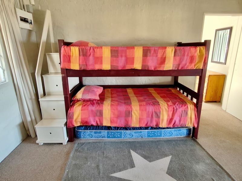 Luxury Waterfront Living at Waterhaven Estate - Photo 10