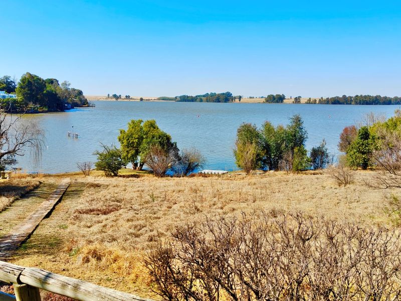 Experience Exclusive Living At Waterhaven owning a 1/4 Share in this waterfront property - Photo 2