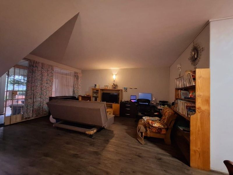 Cozy Starter Home with Great Potential - Photo 2