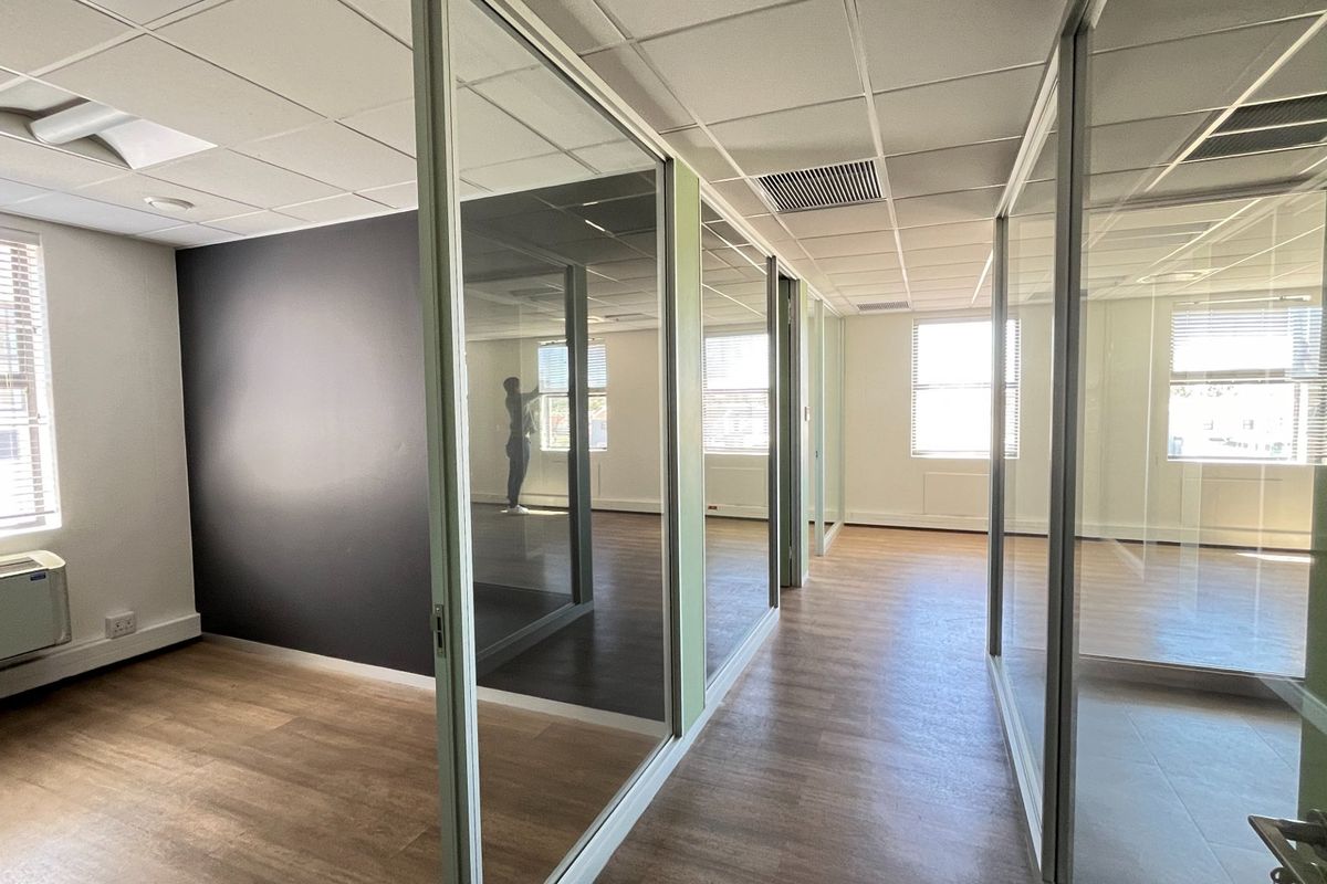 Your Team Will Love This Office - Photo 5