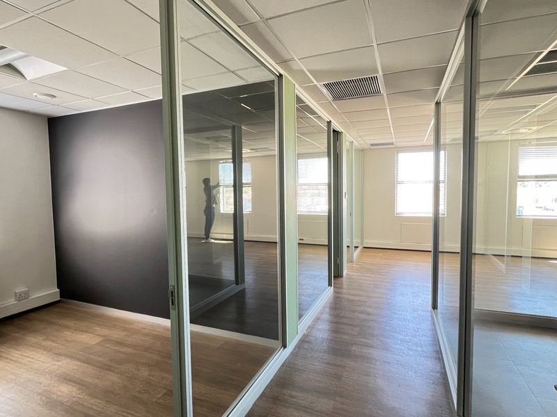 Your Team Will Love This Office - Photo 5