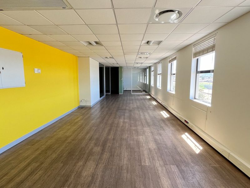 Your Team Will Love This Office - Photo 9