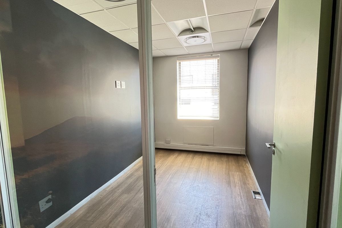 Your Team Will Love This Office - Photo 4