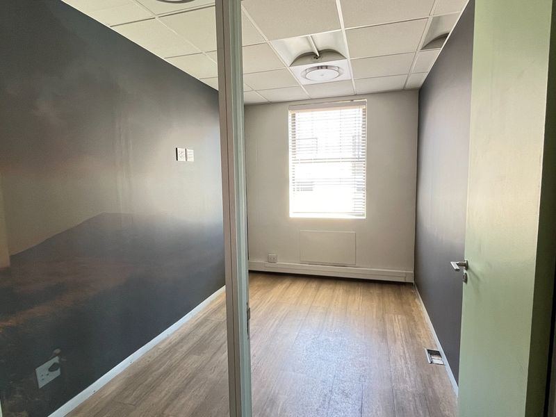 Your Team Will Love This Office - Photo 4