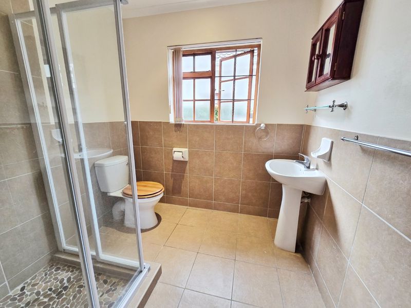 Charming Home in Secure Aviemore Estate, Sedgefield - Photo 8