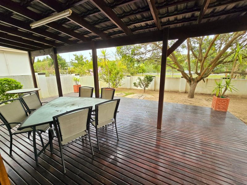 Charming Home in Secure Aviemore Estate, Sedgefield - Photo 5