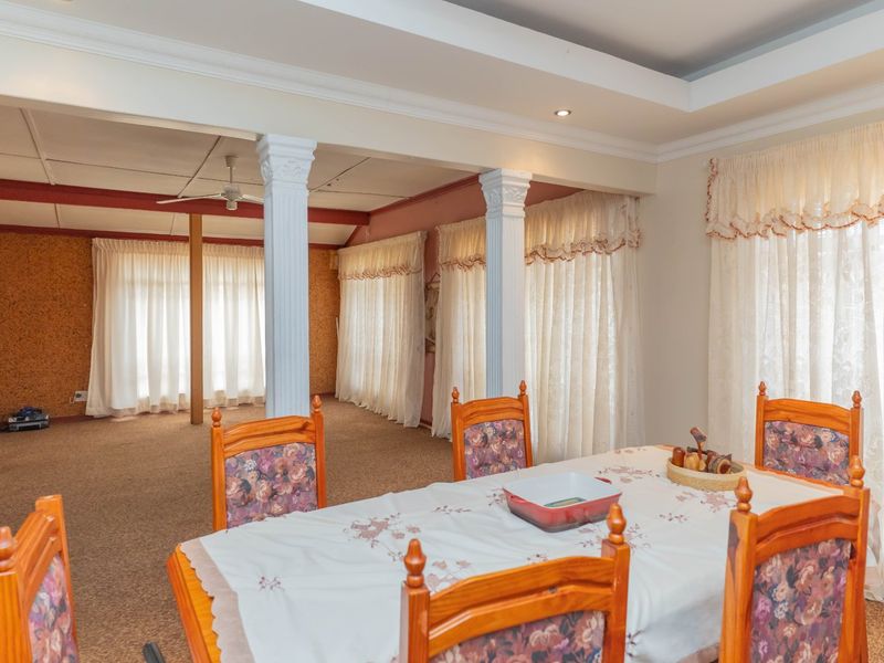 4 Bedroom House for sale in Stilfontein. - Photo 7