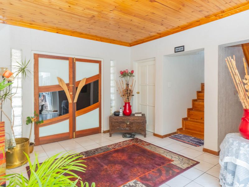 If you need space, this is the property for you - Photo 7