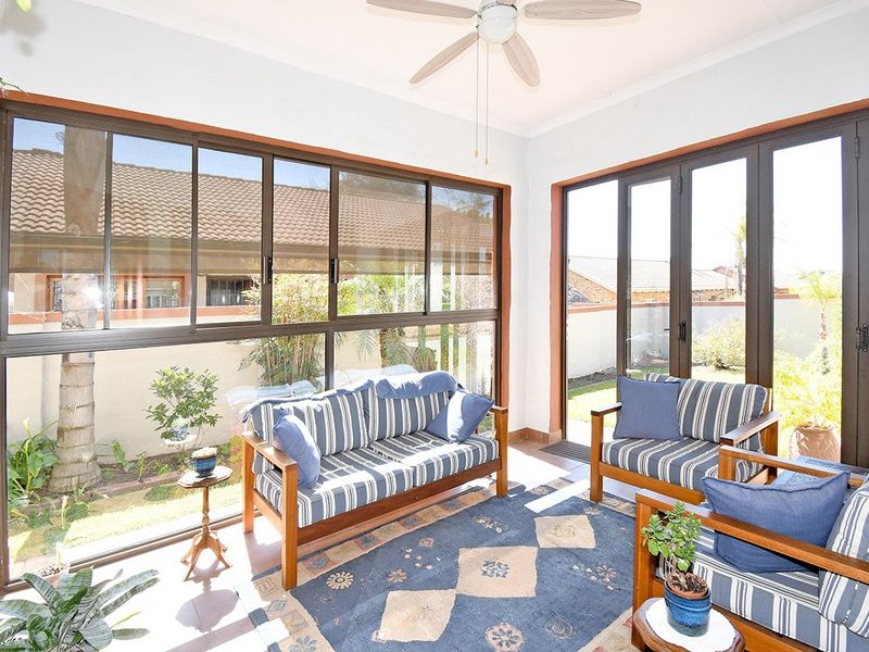 Phenomenal 5-Star Property in Prime Security Estate!  - Photo 6