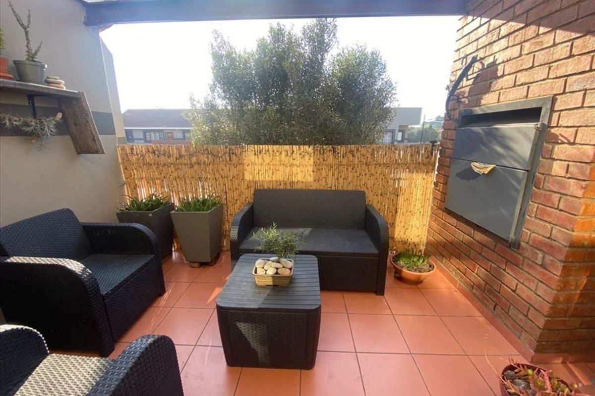 Charming Family Home with Modern Comforts - Photo 3