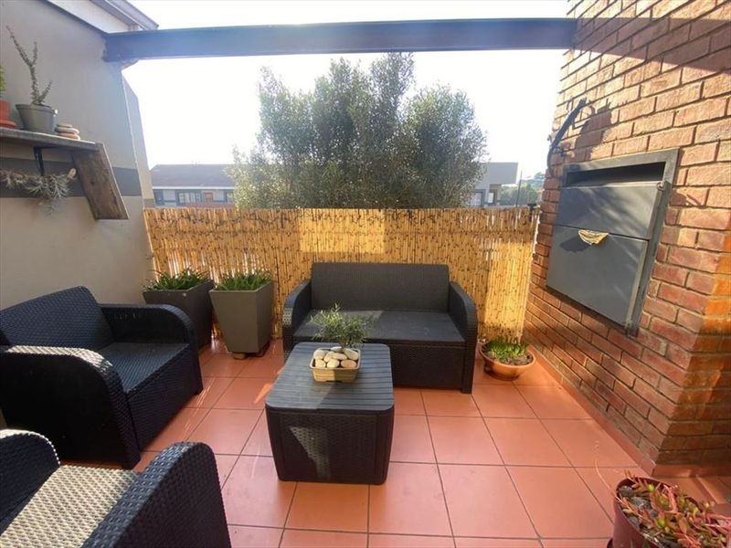 Charming Family Home with Modern Comforts - Photo 3