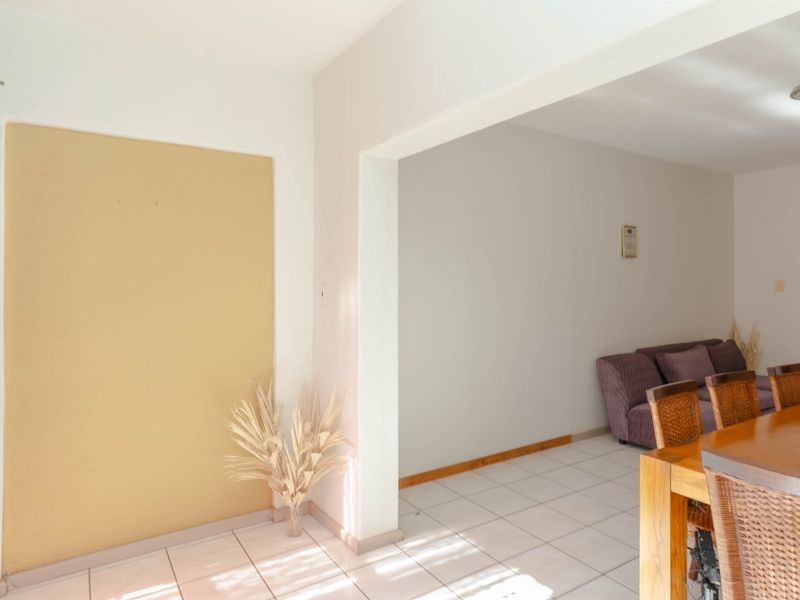 3 Bedroom Townhouse for Sale in Stilfontein Ext 3. - Photo 6