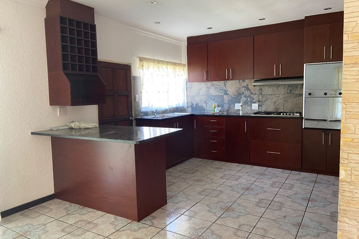 Nice and spacious house - Photo 5