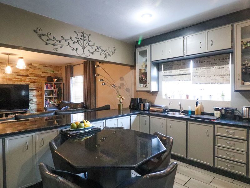 Create a luxurious lifestyle - Photo 6